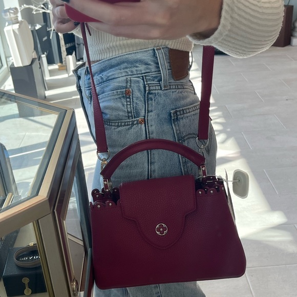 Louis Vuitton Capucines Burgundy Leather Crossbody - Picture 5 of 6